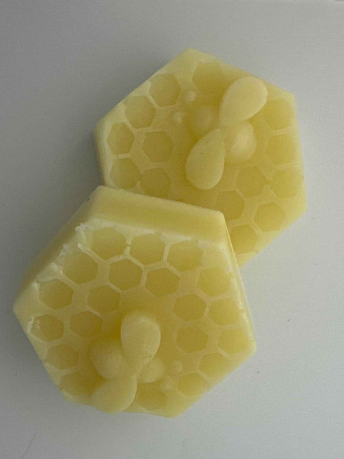 Beeswax & Honey Bar Soap | Handcrafted Moisturizing Soap | SLS Free | Chilvera