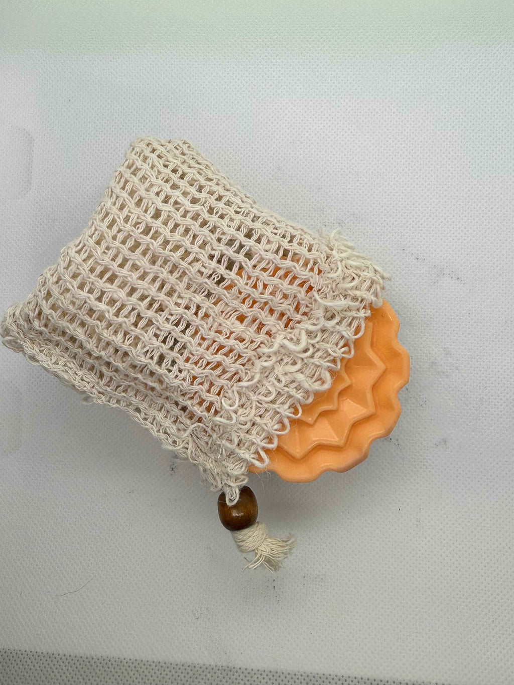 Natural Cotton Mesh Soap Saver Bag with Wooden Beads, Exfoliating Soap Pouch