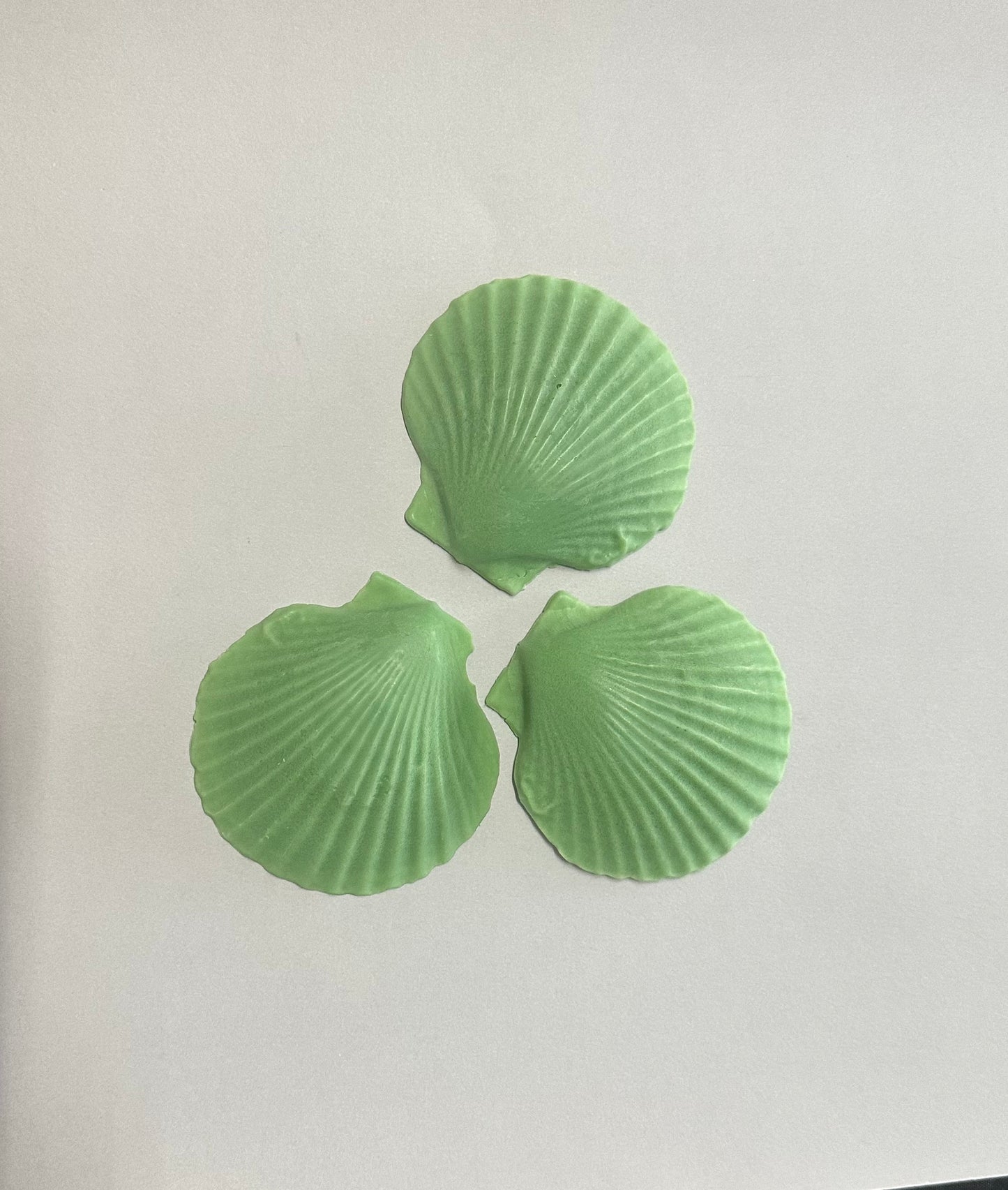 Decorative Sea Shell Soaps with Shea Butter and Vitamin E, Apple Scented, Green, Set of 3