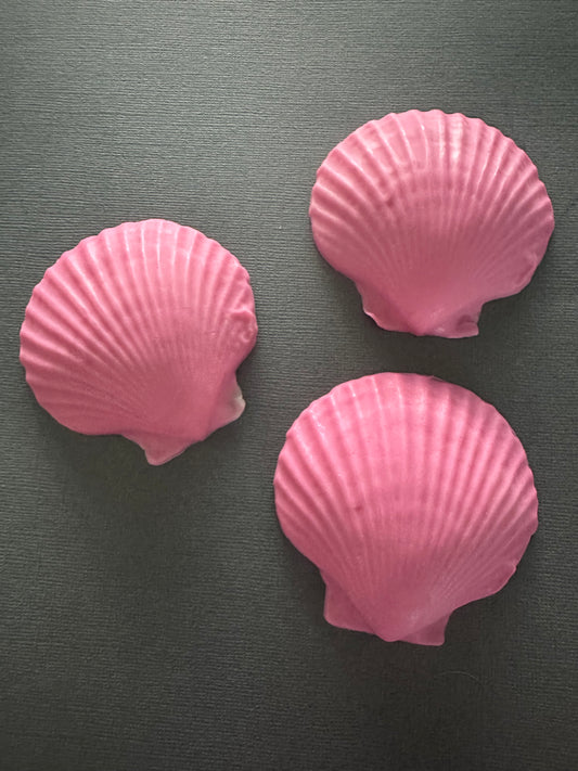 Breast Cancer Awareness soap, Pink color, berry scent, shell shaped - set of 3