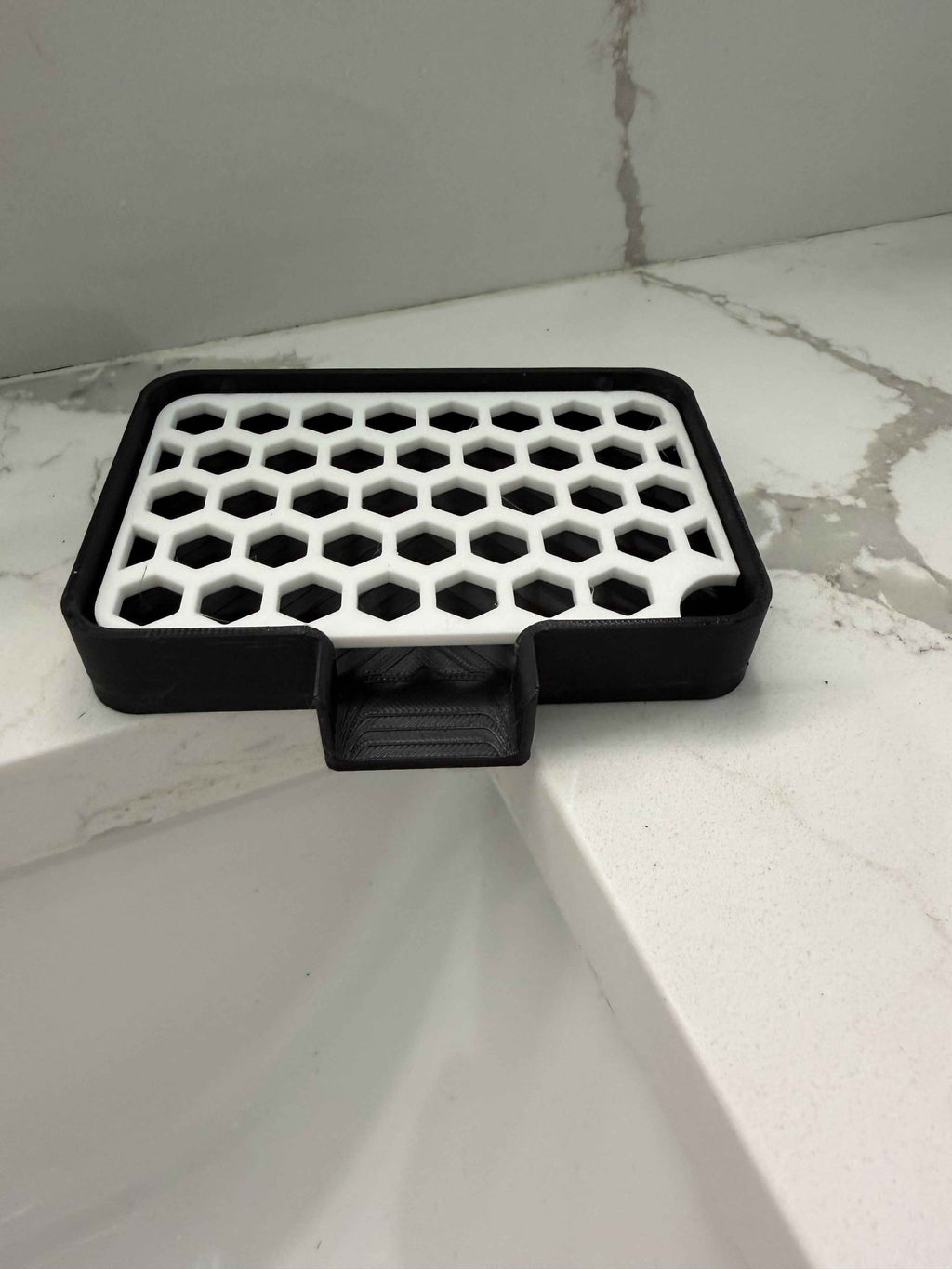 Honeycomb Soap Saver Tray with Drain Insert | Self-Draining Bar Soap Dish | 3D Printed | Bathroom & Kitchen